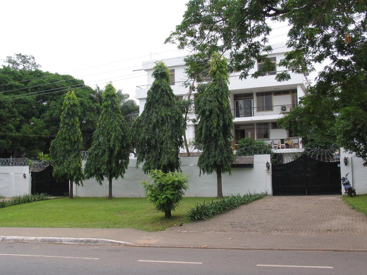 Kwasi Affum Apartments 阿克拉 外观 照片
